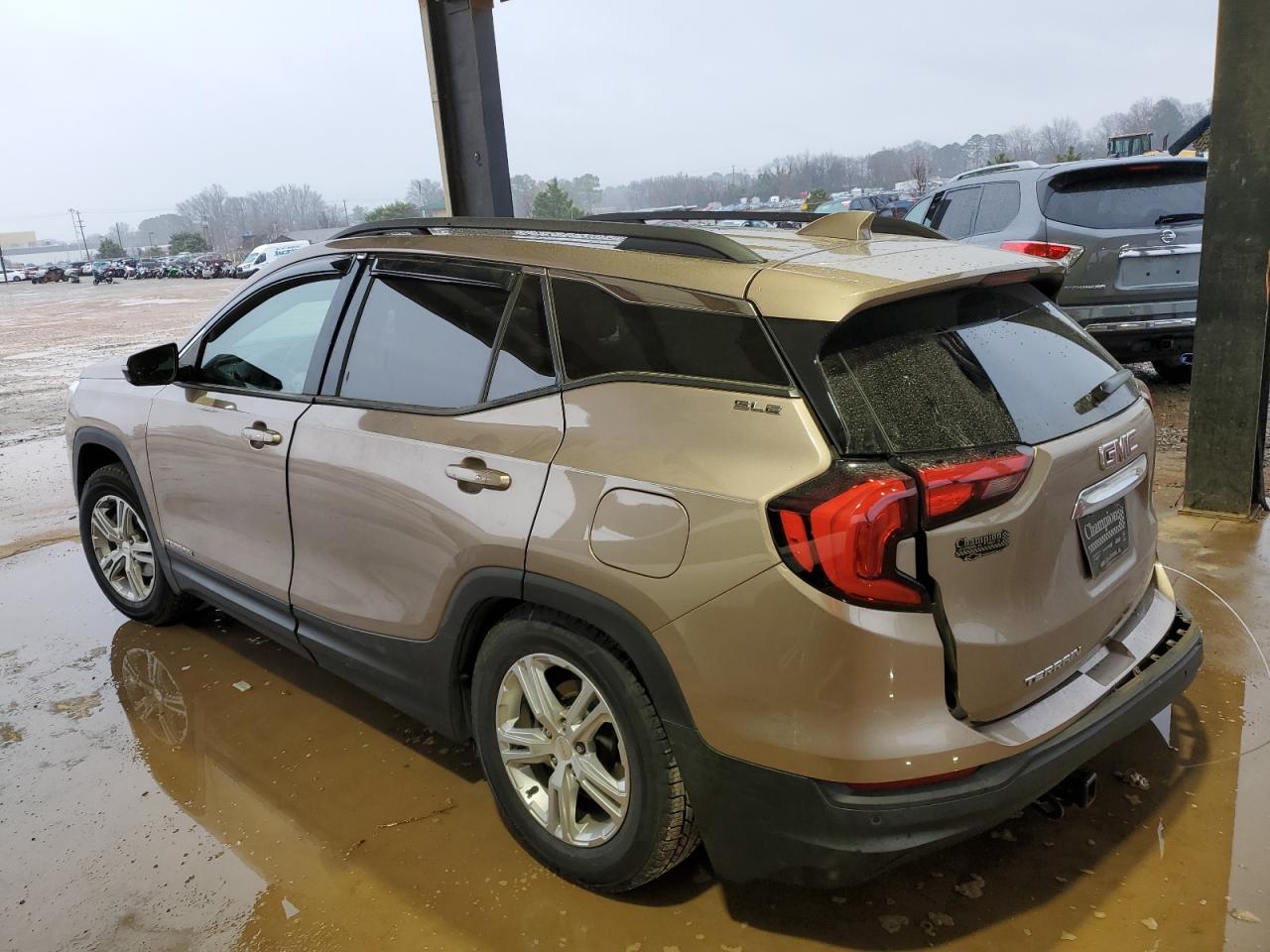 2018 GMC Terrain - Image 2