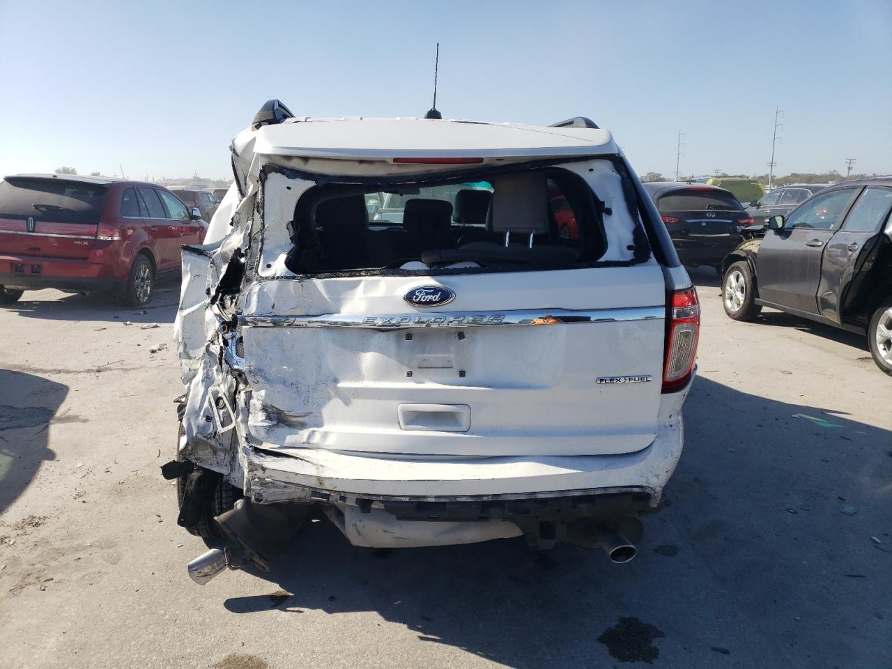 2015 Ford Explorer - Image 6