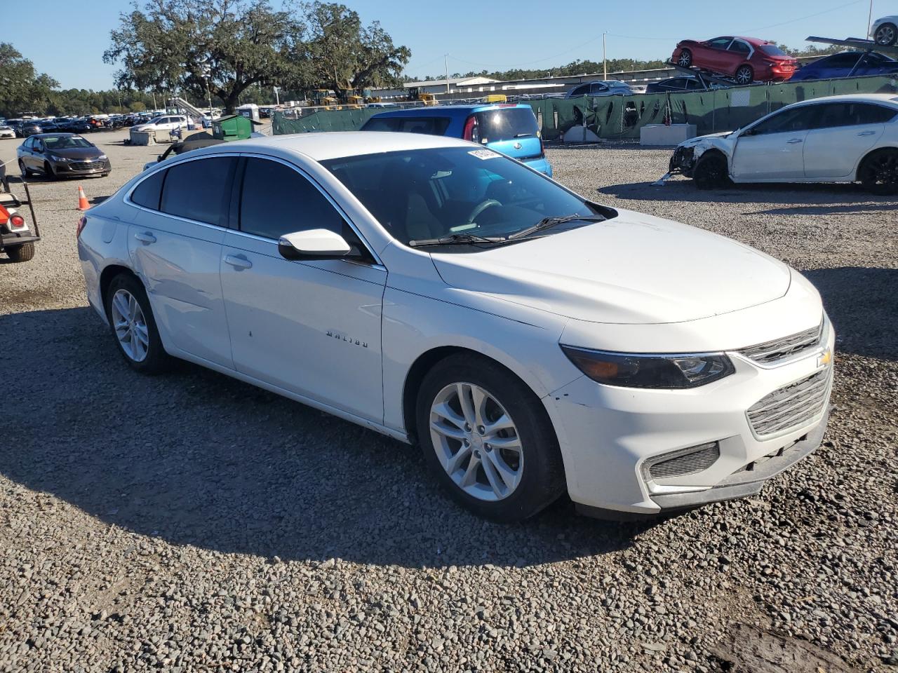 2016 Chevrolet Malibu - Image 4
