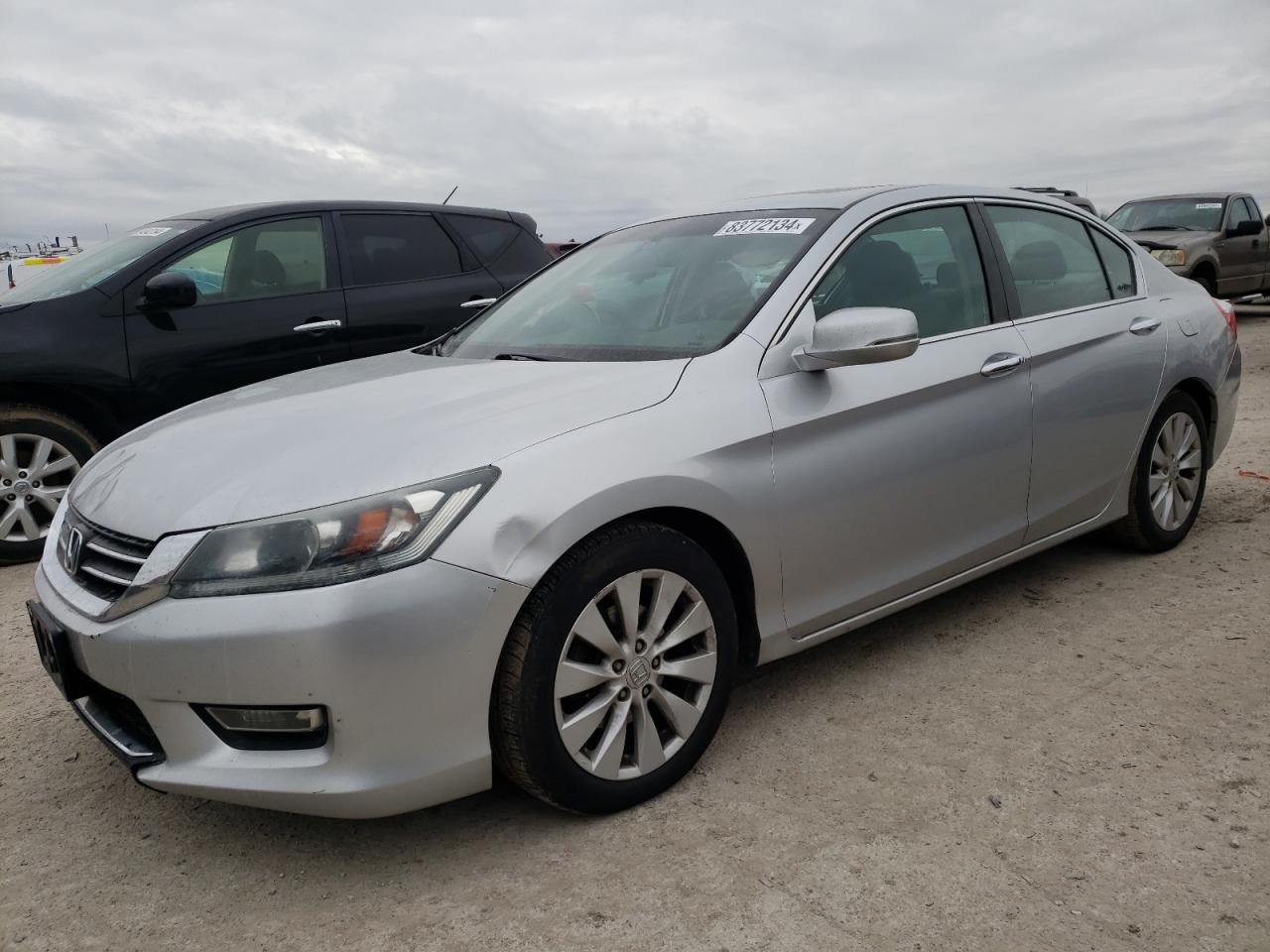 VIN 1HGCR2F7XDA130453 2013 HONDA ACCORD no.1