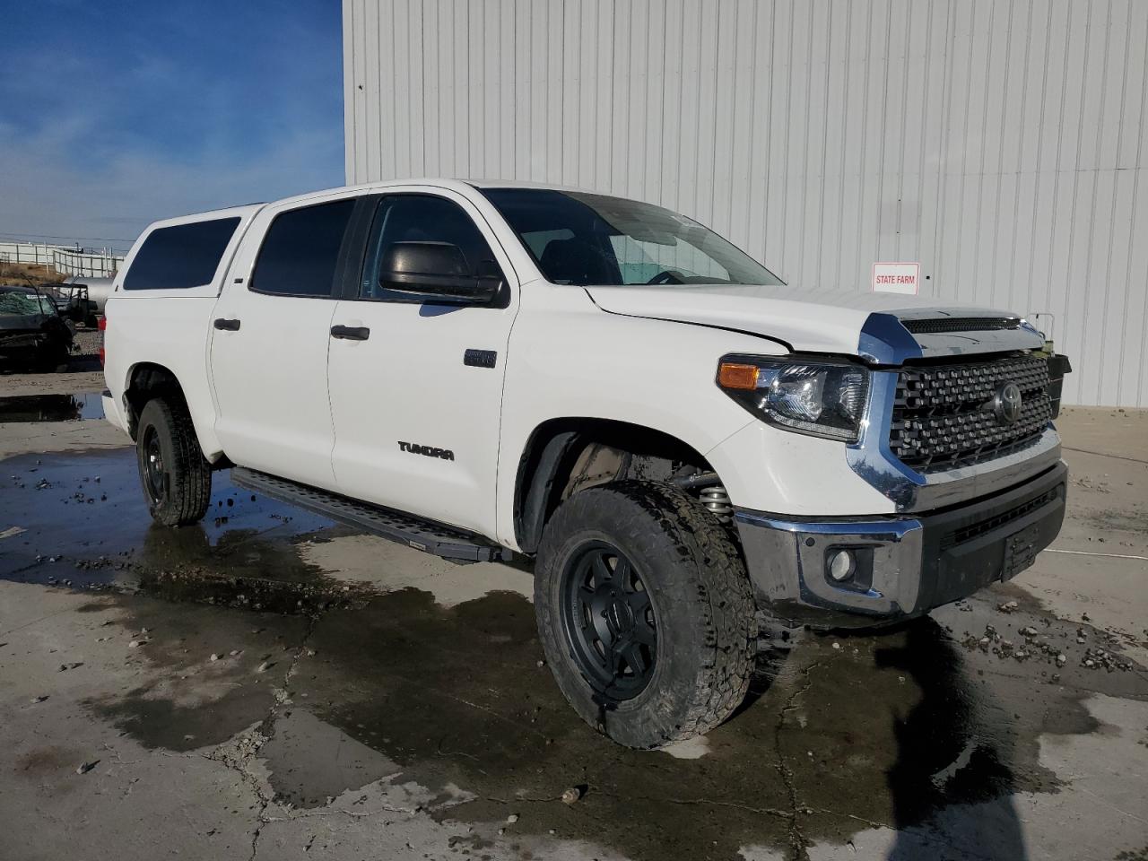 VIN 5TFDY5F18MX013681 2021 TOYOTA TUNDRA no.4