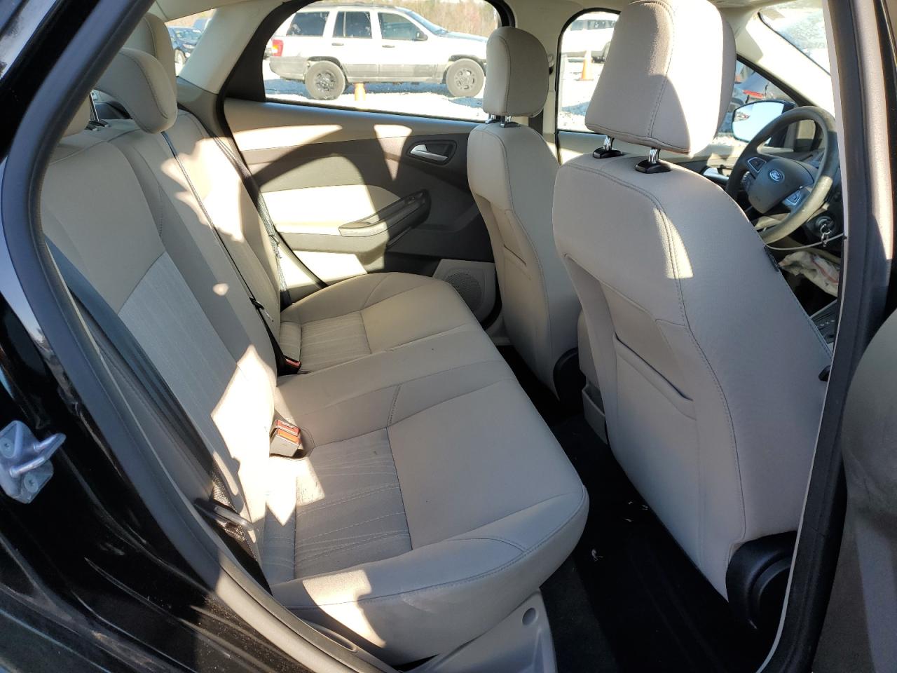 2016 Ford Focus - Image 10