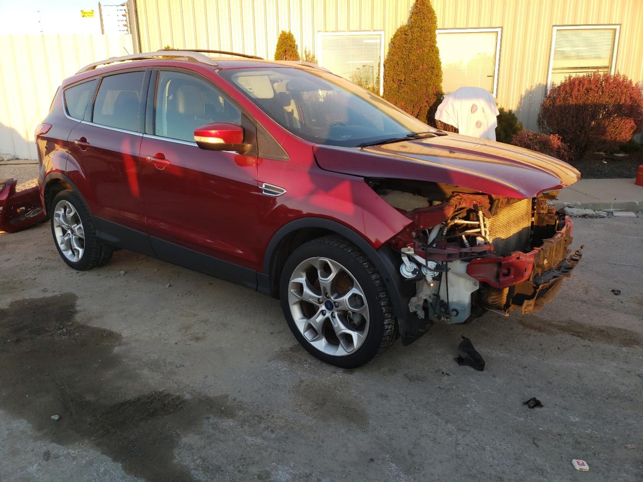 VIN 1FMCU0J90FUA03668 2015 FORD ESCAPE no.4