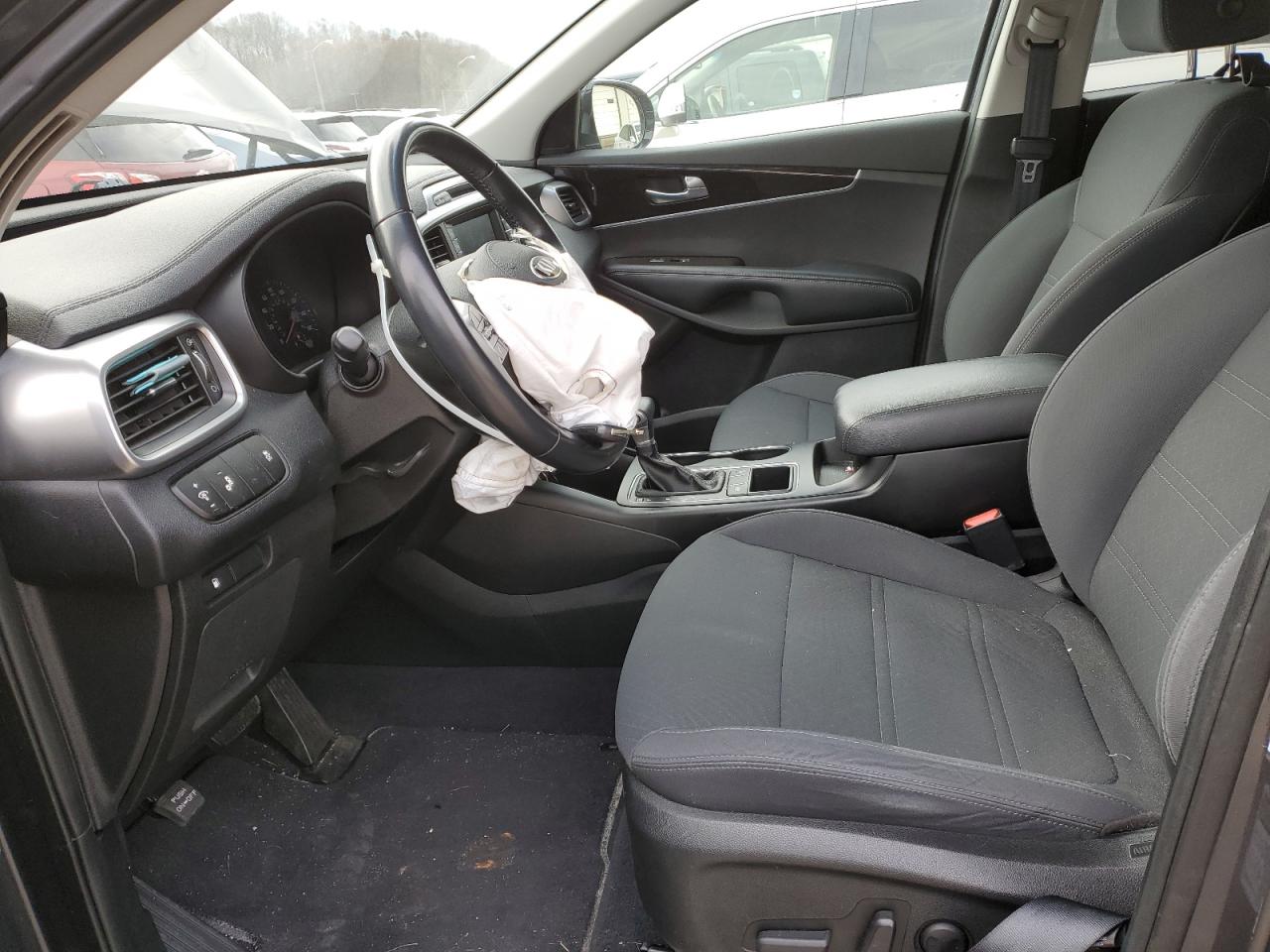 2019 Kia Sorento - Image 7