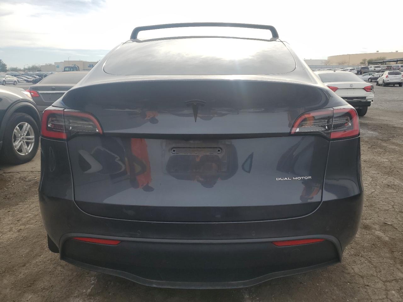 2020 Tesla Model Y VIN: 5YJYGDEE0LF051417 Lot: 84903634