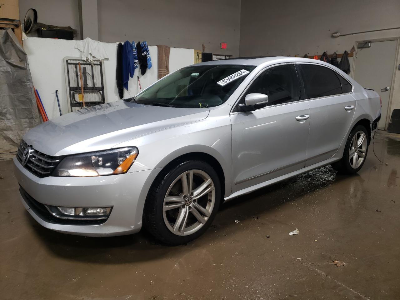2015 Volkswagen Passat - Image 1