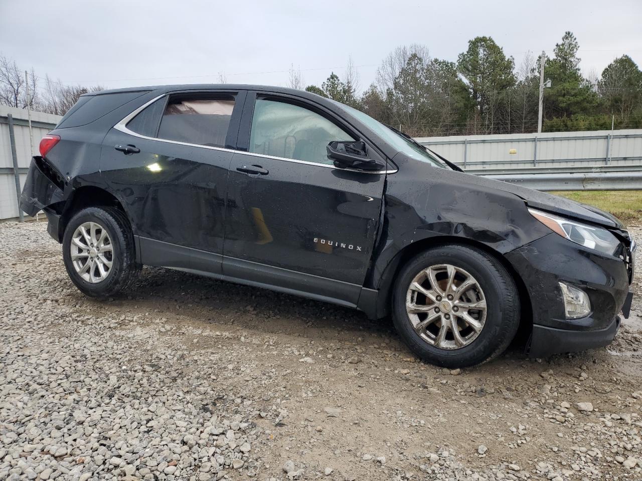 VIN 2GNAXKEVXK6243560 2019 CHEVROLET EQUINOX no.4