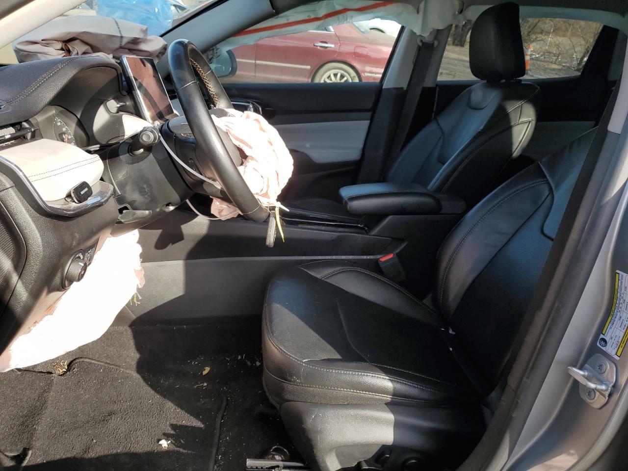 2022 Jeep Compass - Image 7