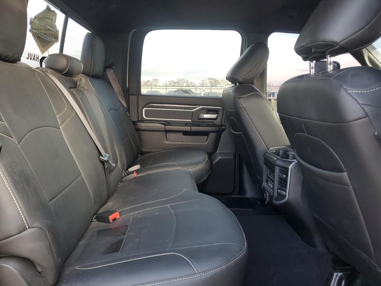 2022 RAM 2500 - Image 10