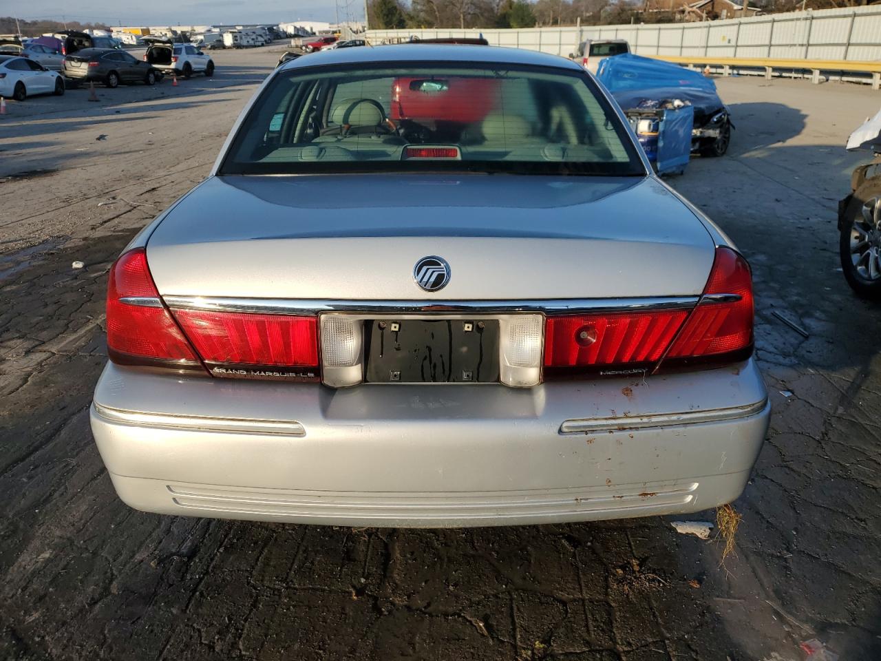 2002 Mercury Grand Marquis Ls VIN: 2MEFM75W72X659538 Lot: 83198474