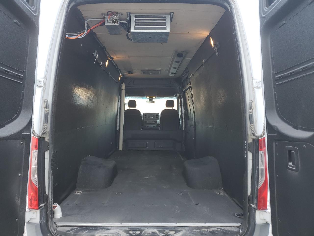 2019 Mercedes-Benz Sprinter 2500/3500 VIN: WD4PF1CD4KT002147 Lot: 83555894