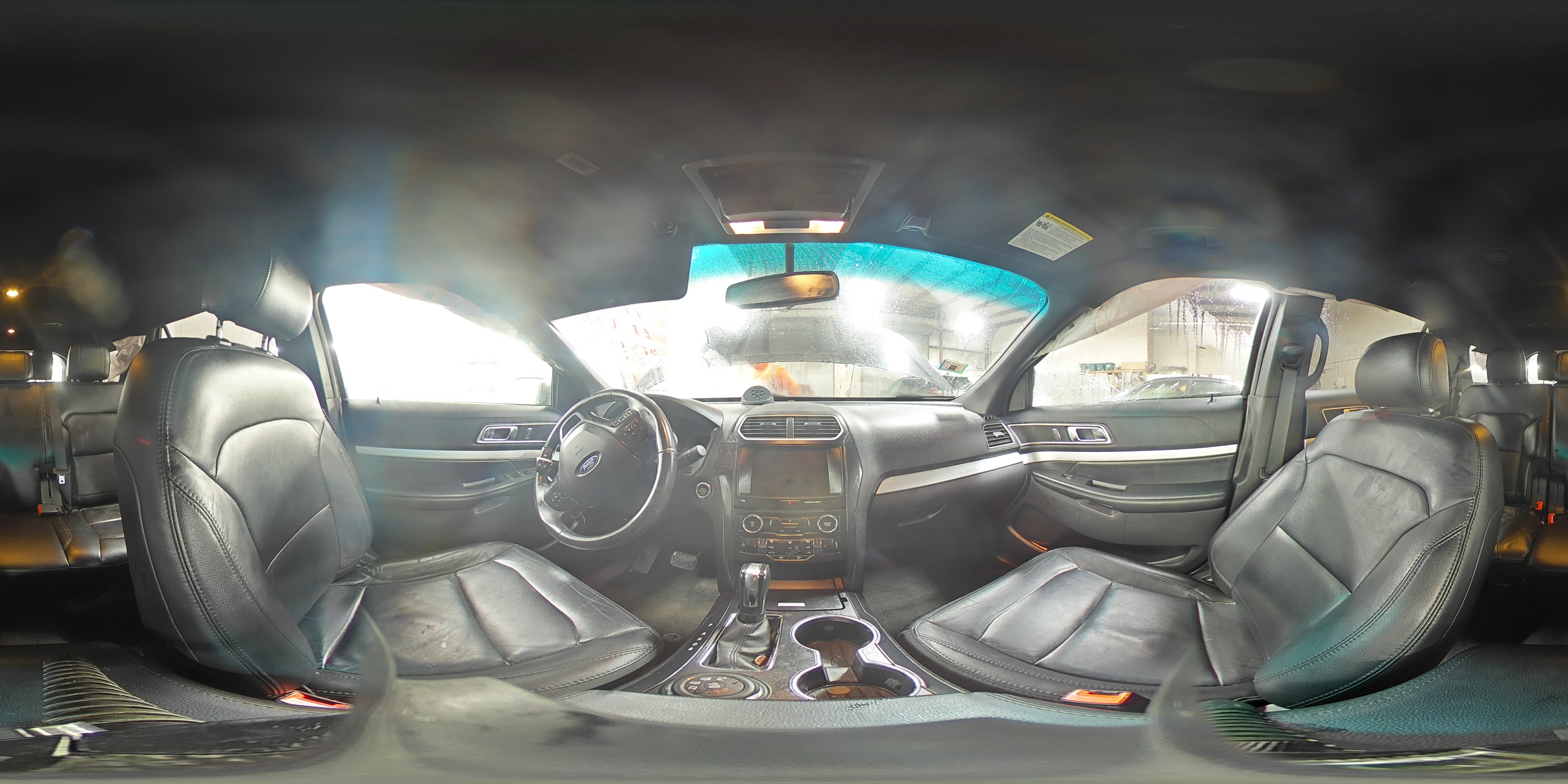 2016 Ford Explorer - Image 15