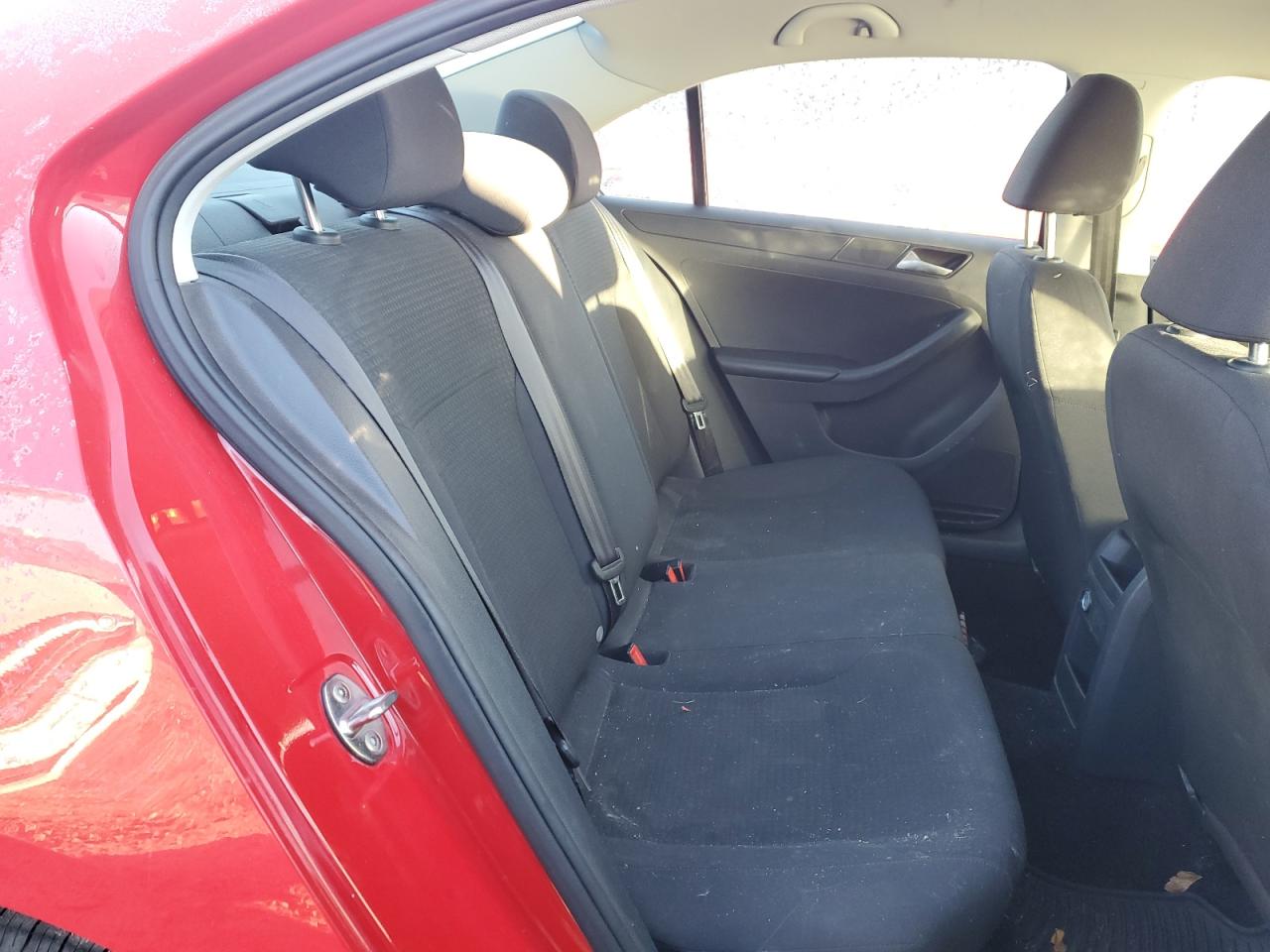 2015 Volkswagen Jetta Base VIN: 3VW2K7AJ7FM283535 Lot: 84171254