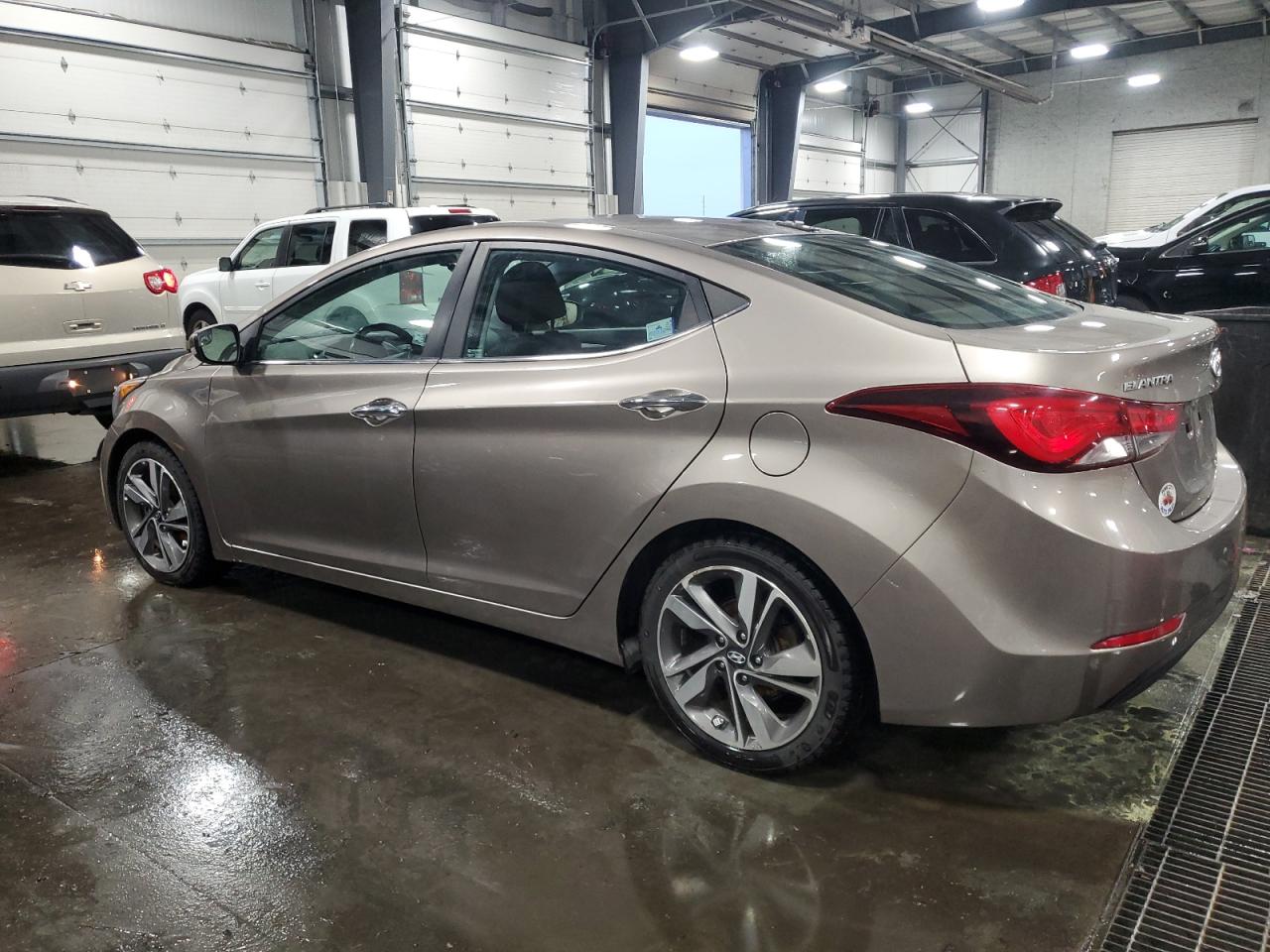 2014 Hyundai Elantra - Image 2