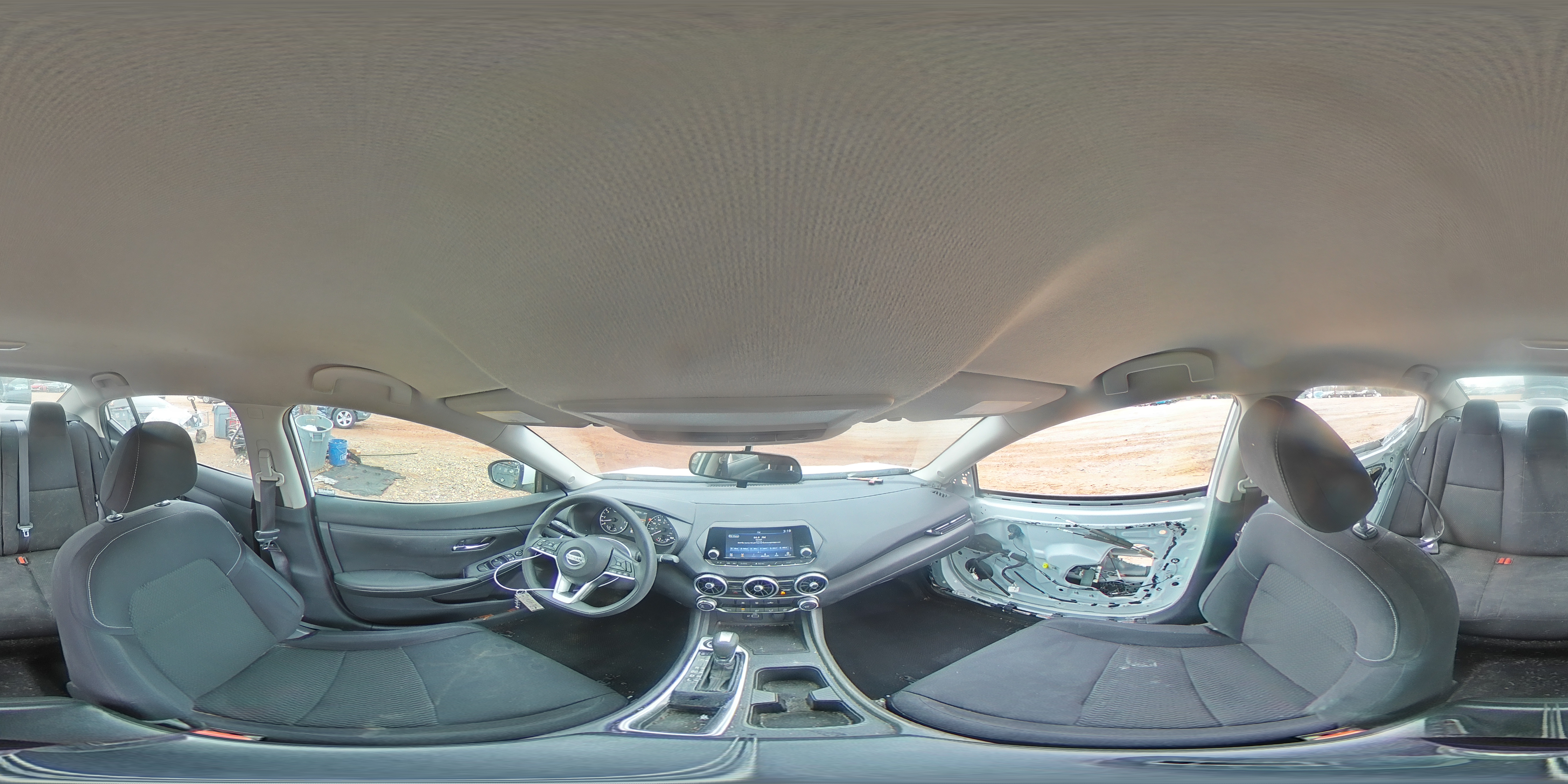 2020 Nissan Sentra - Image 13