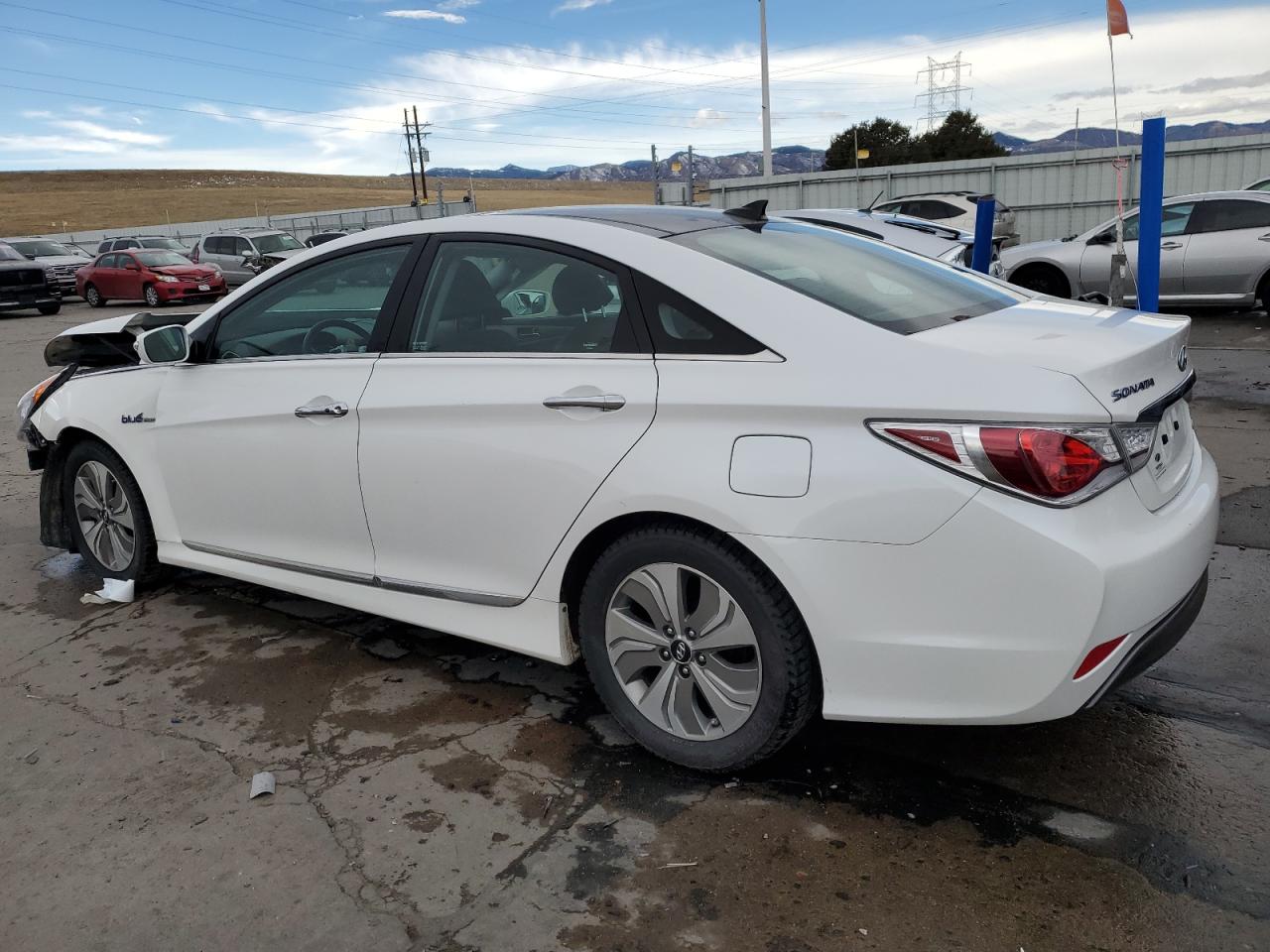 VIN KMHEC4A41FA128073 2015 HYUNDAI SONATA no.2