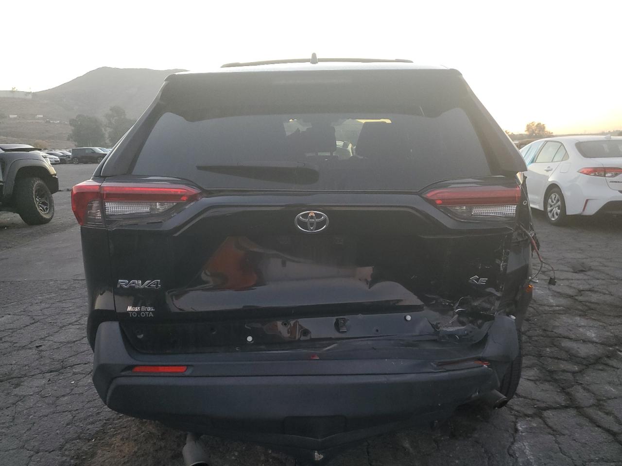 2020 Toyota RAV 4 - Image 6