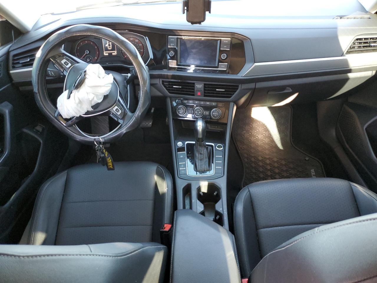 2021 Volkswagen Jetta - Image 8