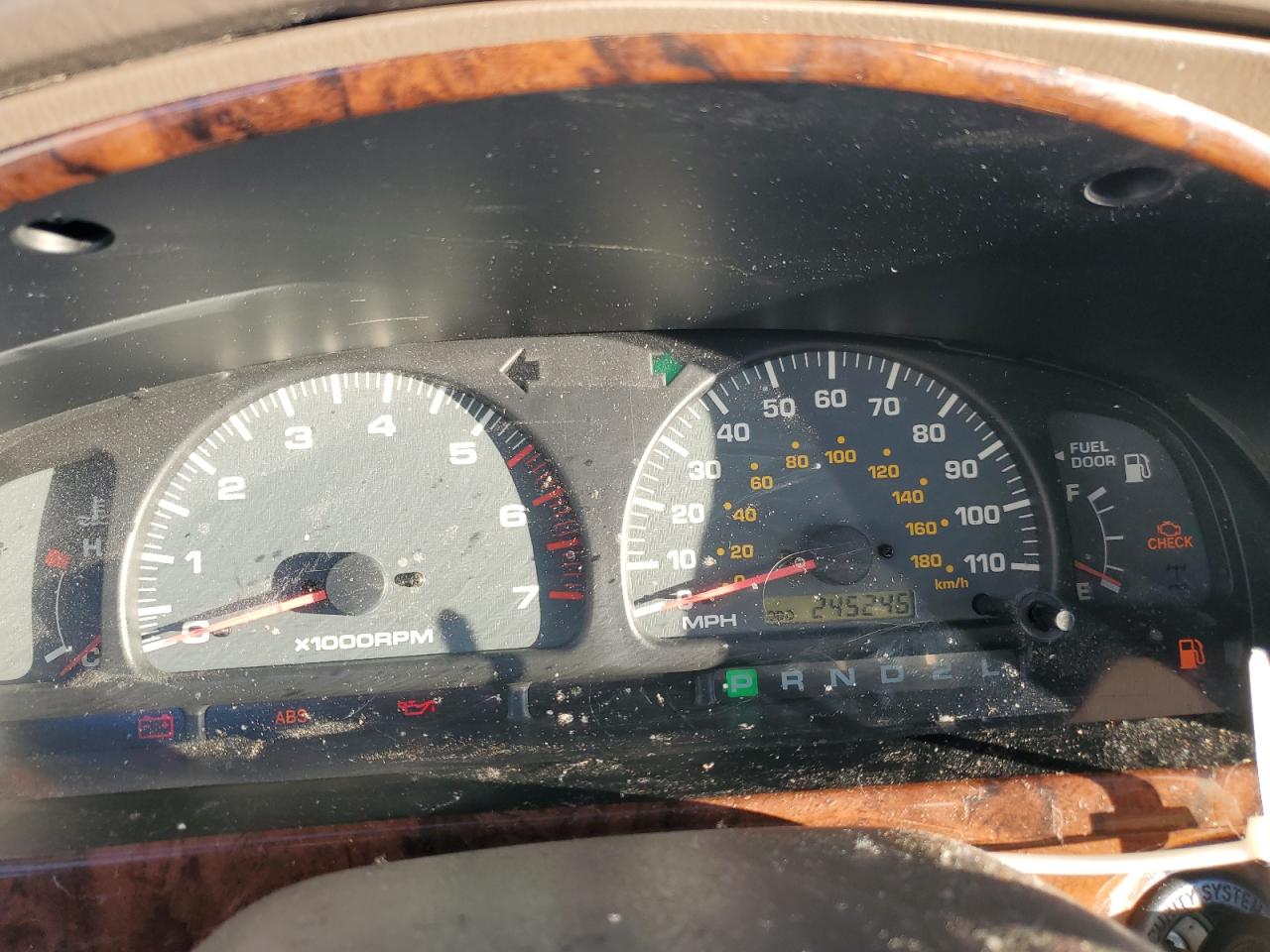 2000 Toyota 4Runner - Image 9