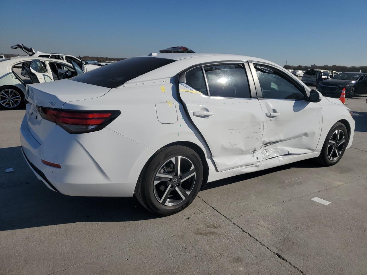 VIN 3N1AB8CV4RY221577 2024 NISSAN SENTRA no.3