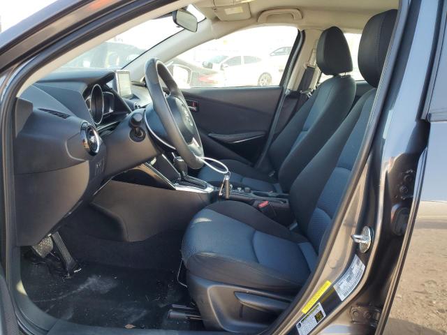  TOYOTA YARIS 2017 Szary