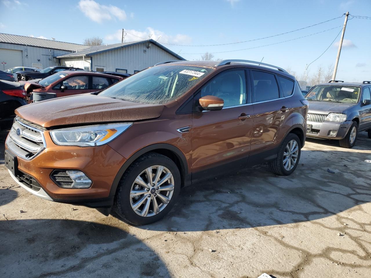 VIN 1FMCU0JD0HUC93501 2017 FORD ESCAPE no.1