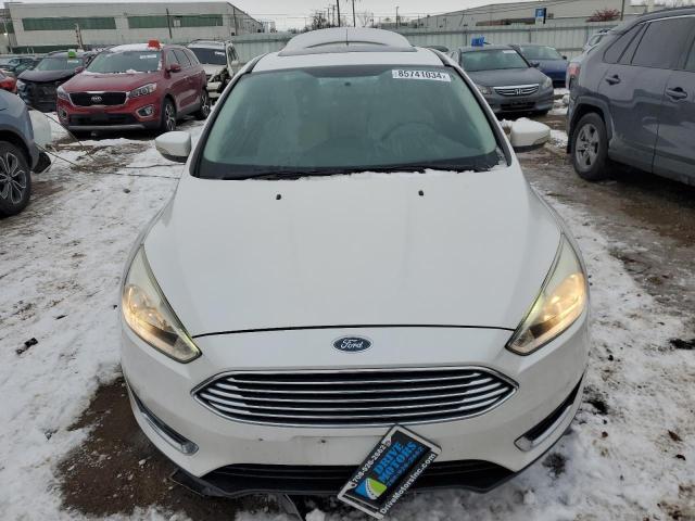  FORD FOCUS 2015 Білий