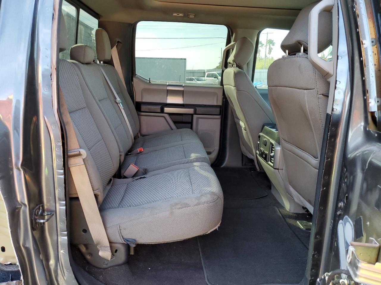 2020 Ford F-150 - Image 10