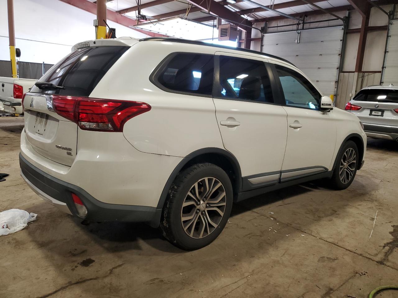 VIN JA4AZ3A34GZ036925 2016 MITSUBISHI OUTLANDER no.3