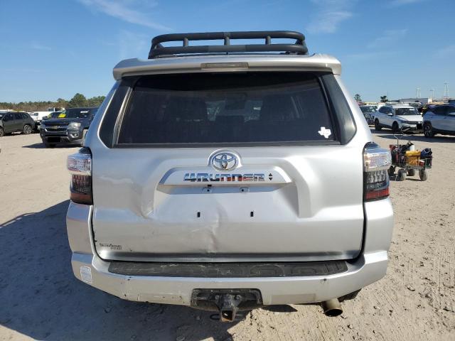  TOYOTA 4RUNNER 2022 Srebrny