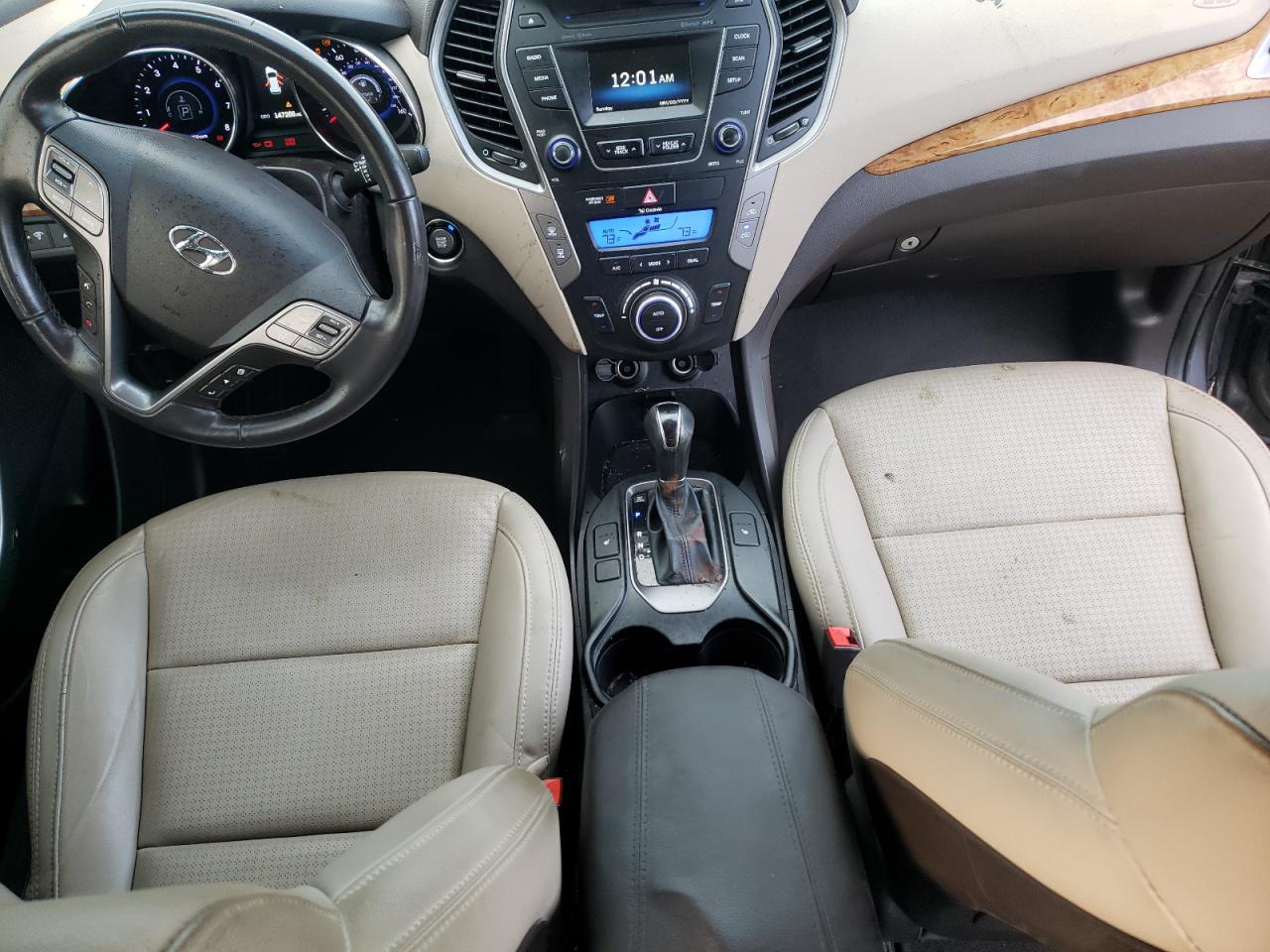 2015 Hyundai Santa Fe - Image 8