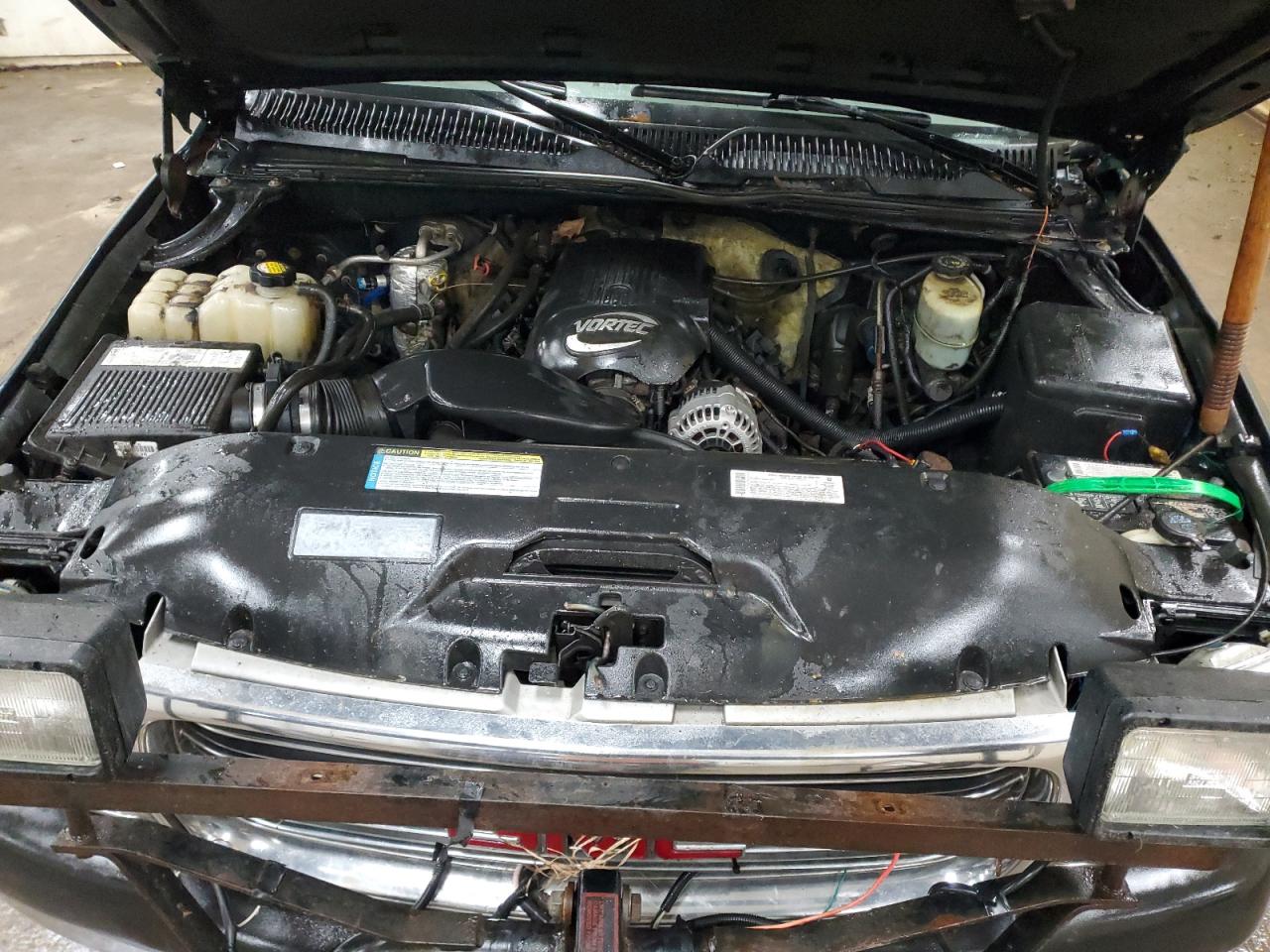 2001 GMC Sierra - Image 11