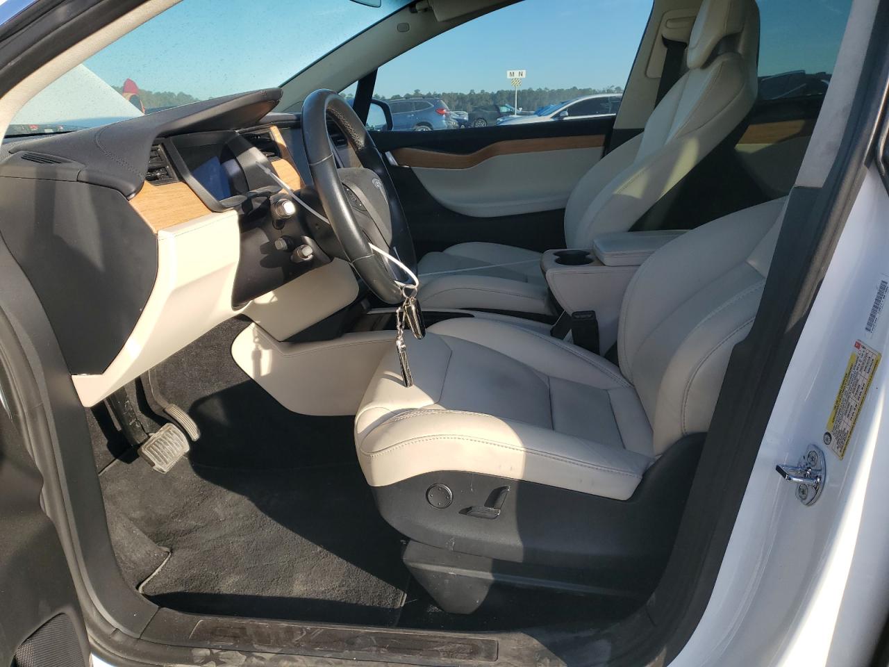 VIN 5YJXCAE26JF113041 2018 TESLA MODEL X no.7