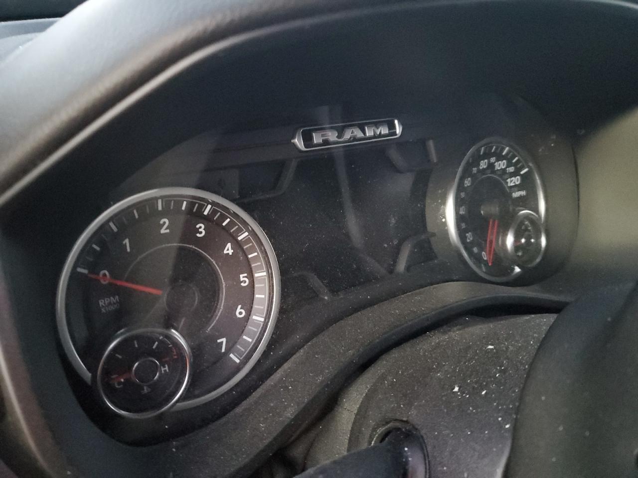 2021 RAM 1500 - Image 9