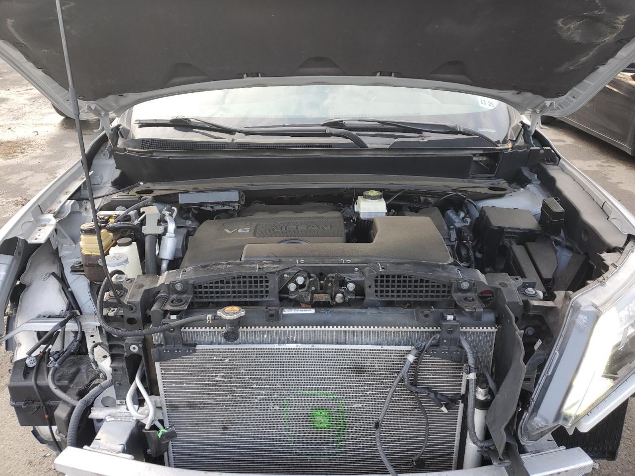 2020 Nissan Pathfinder - Image 12
