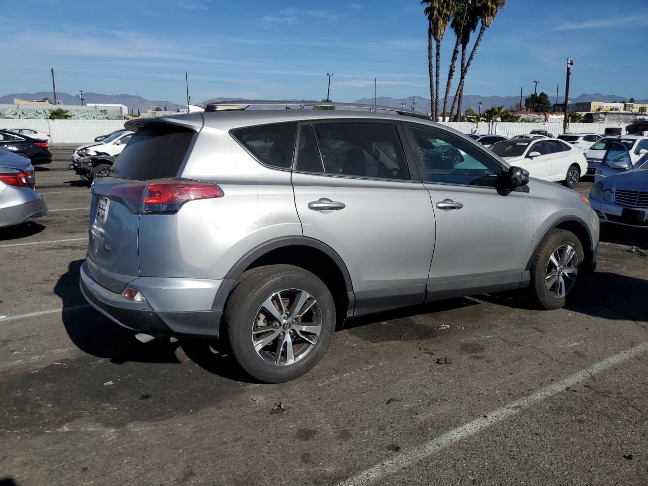 VIN 2T3WFREV4HW379495 2017 TOYOTA RAV4 no.3