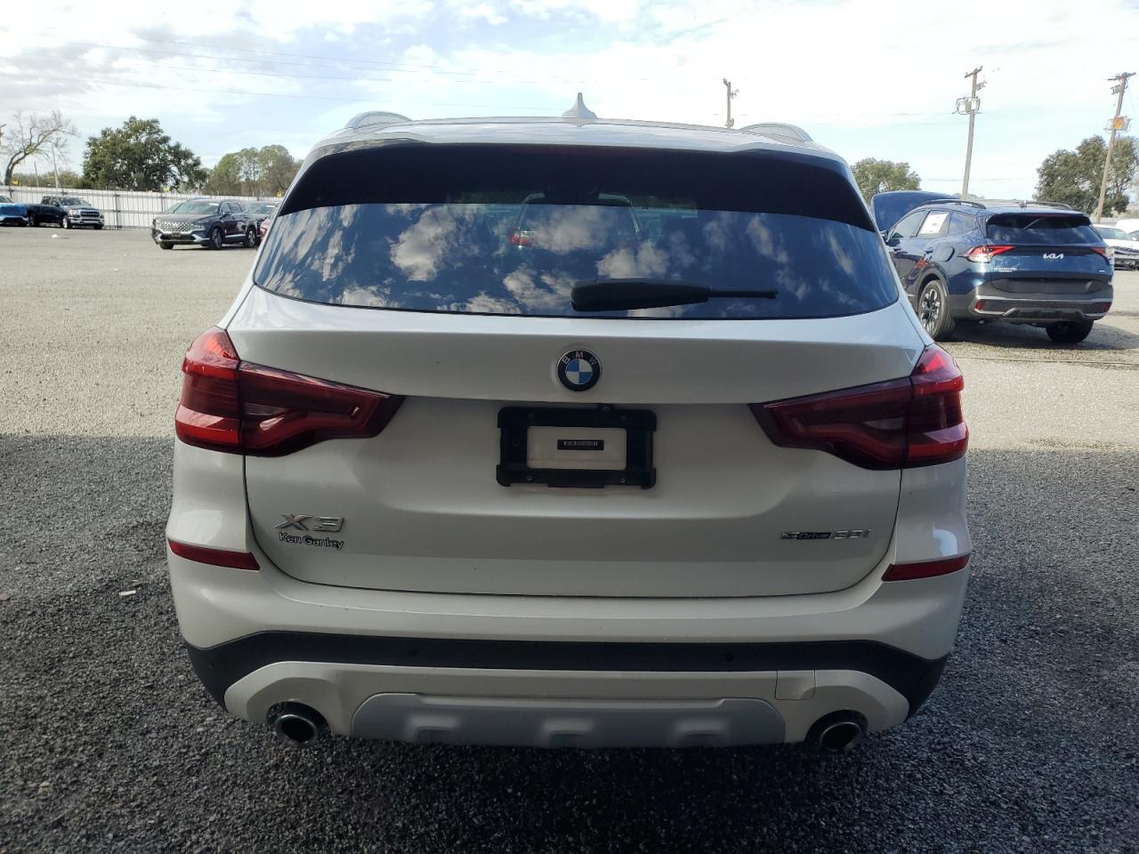 2019 BMW X3 - Image 6