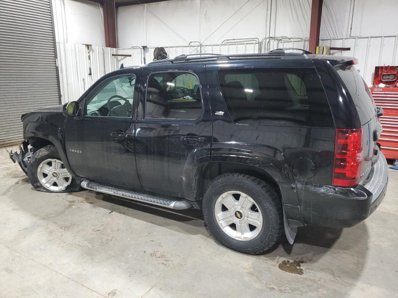2011 Chevrolet Tahoe - Image 2