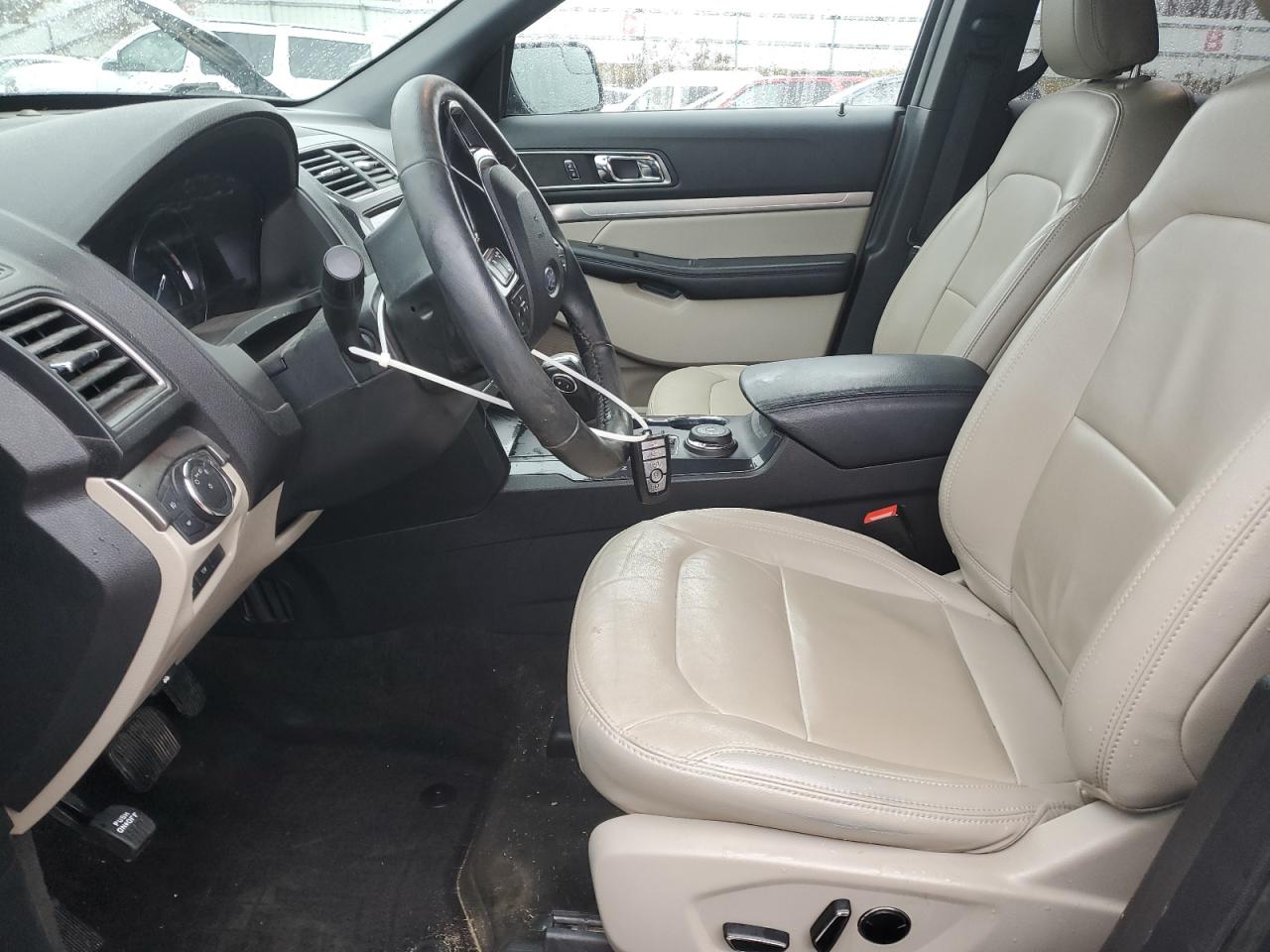 2018 Ford Explorer - Image 7