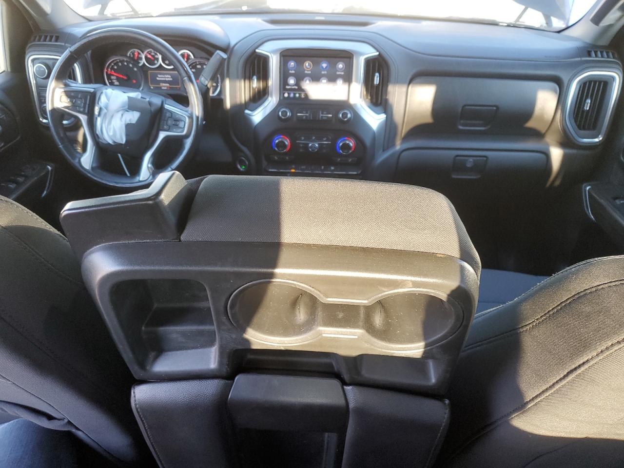 2020 Chevrolet Silverado - Image 8