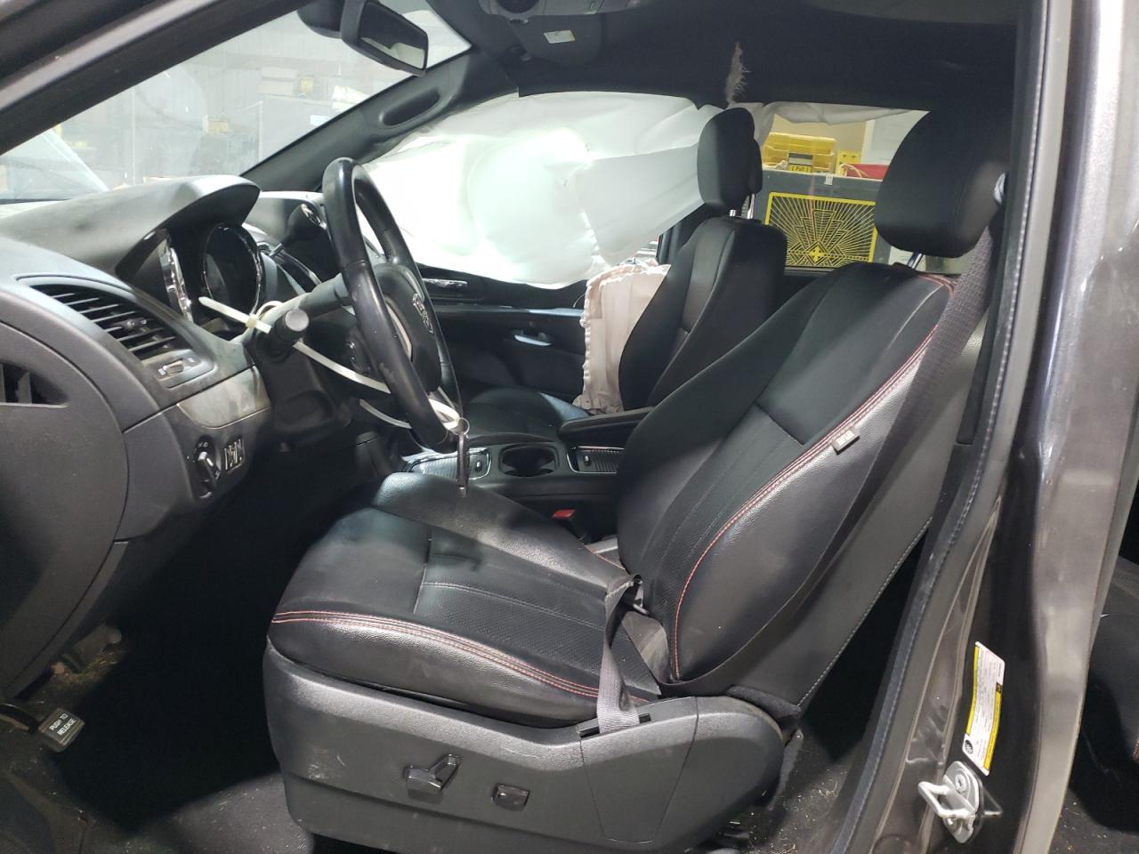 2019 Dodge Caravan - Image 7