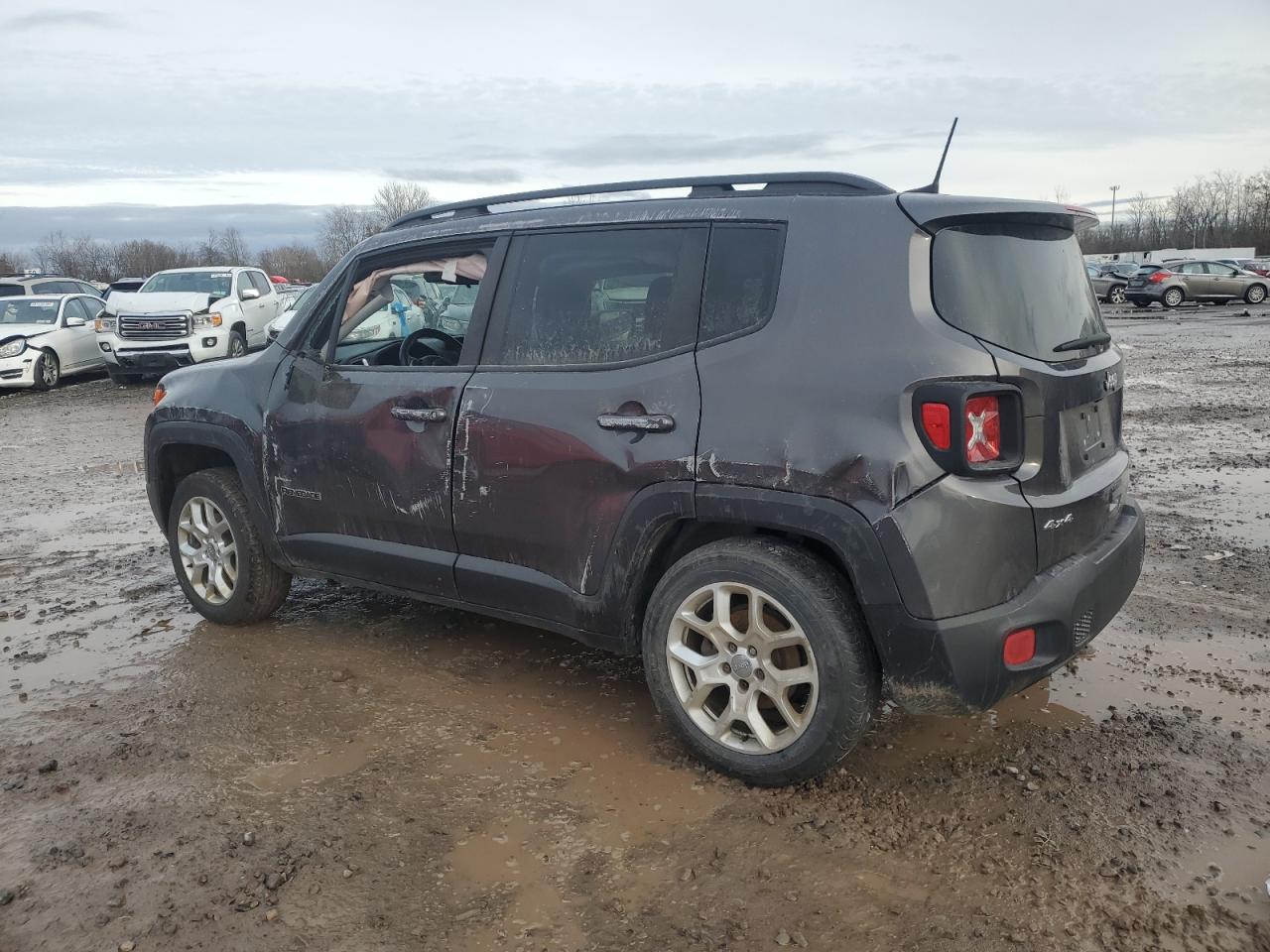 2018 Jeep Renegade - Image 2