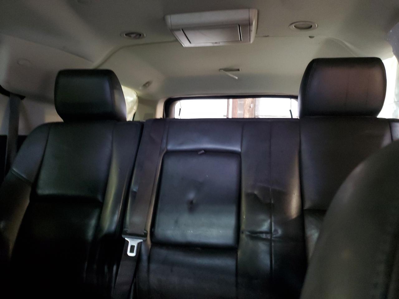 2012 GMC Yukon - Image 10