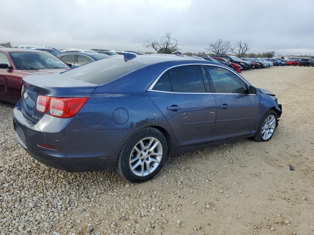 VIN 1G11C5SL5FF269058 2015 CHEVROLET MALIBU no.3