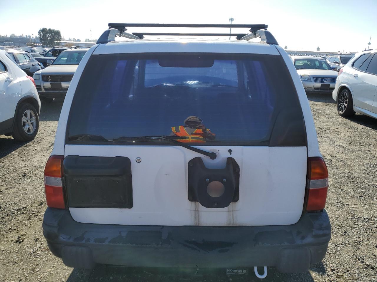 1999 Chevrolet Tracker - Image 6