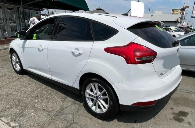 Hatchbacks FORD FOCUS 2015 White