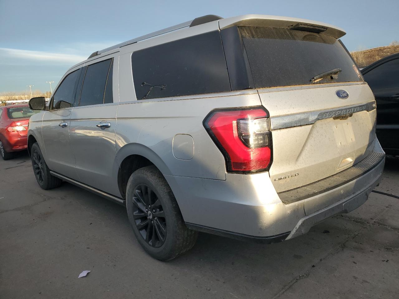 VIN 1FMJK2AT0KEA43225 2019 FORD EXPEDITION no.2