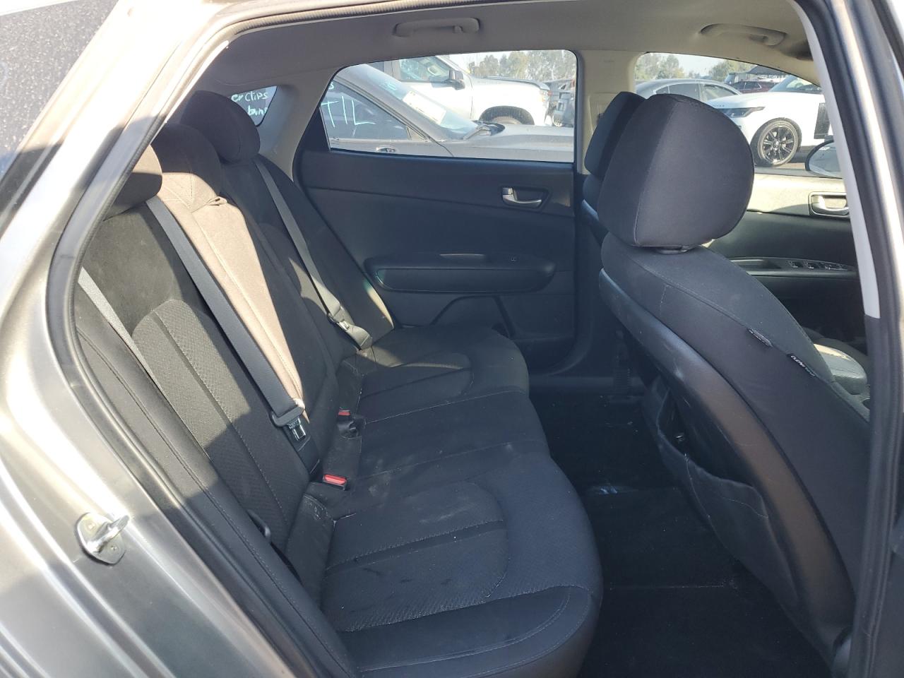 2018 Kia Optima - Image 10
