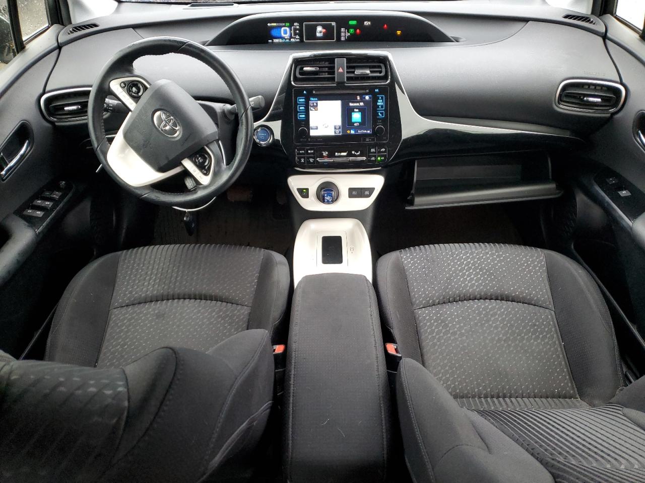 2016 Toyota Prius - Image 8