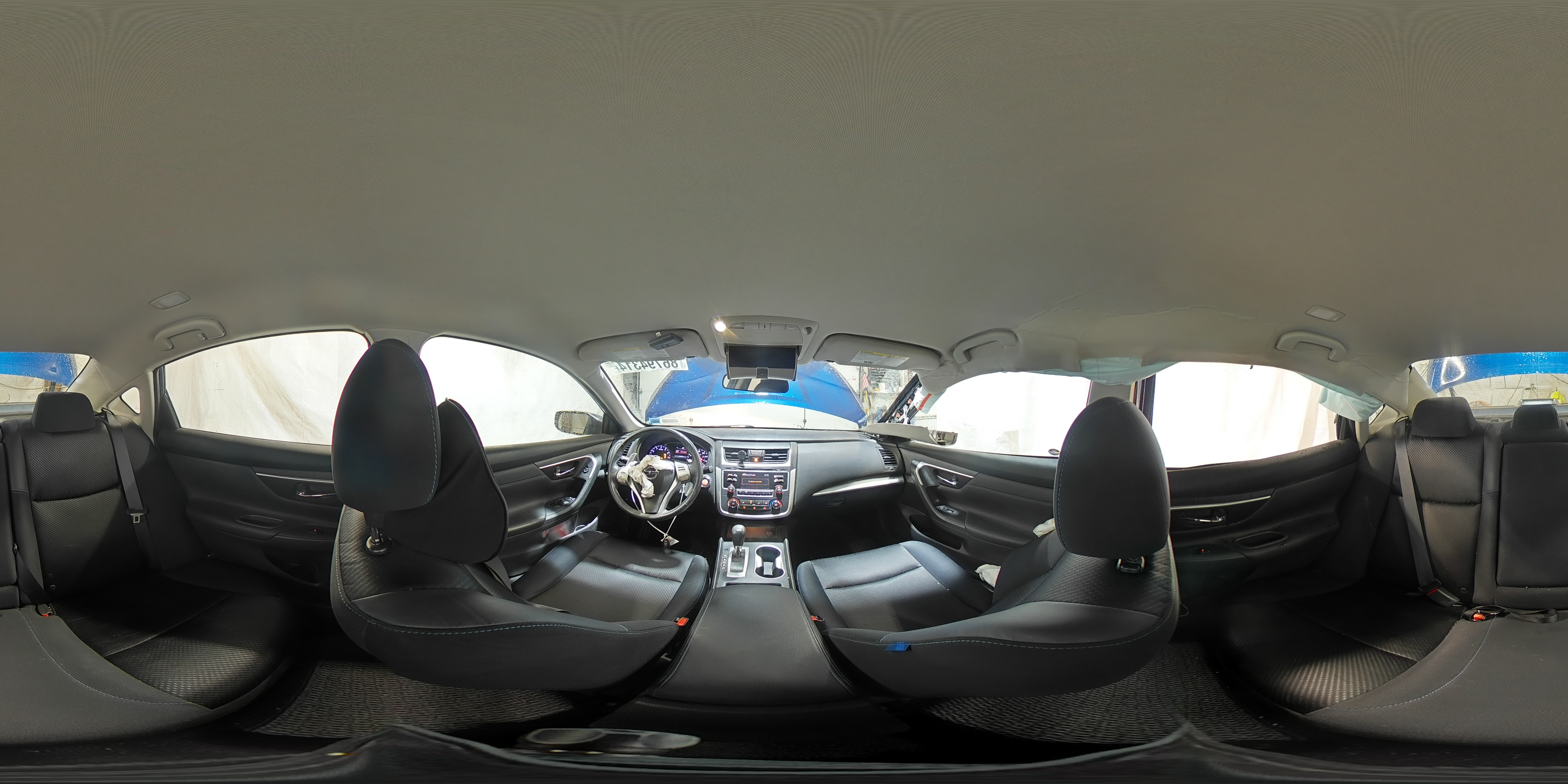 2017 Nissan Altima - Image 13